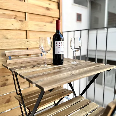 My E Moderno バーリ